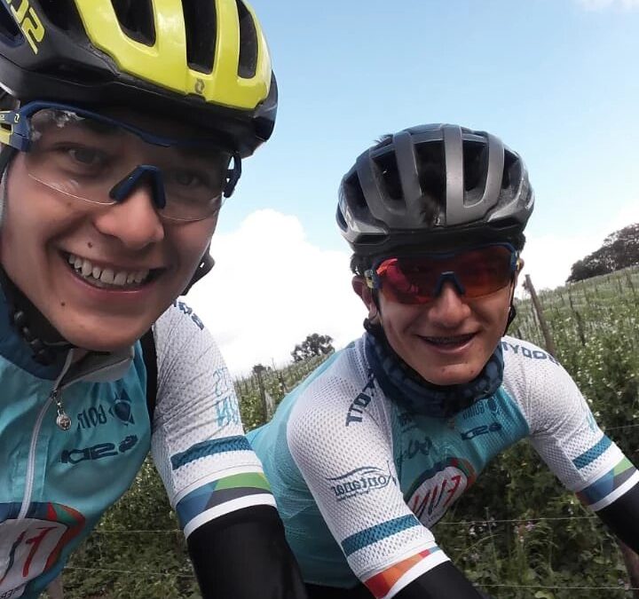 Una conversación entre compañeros, Perfiles FUN